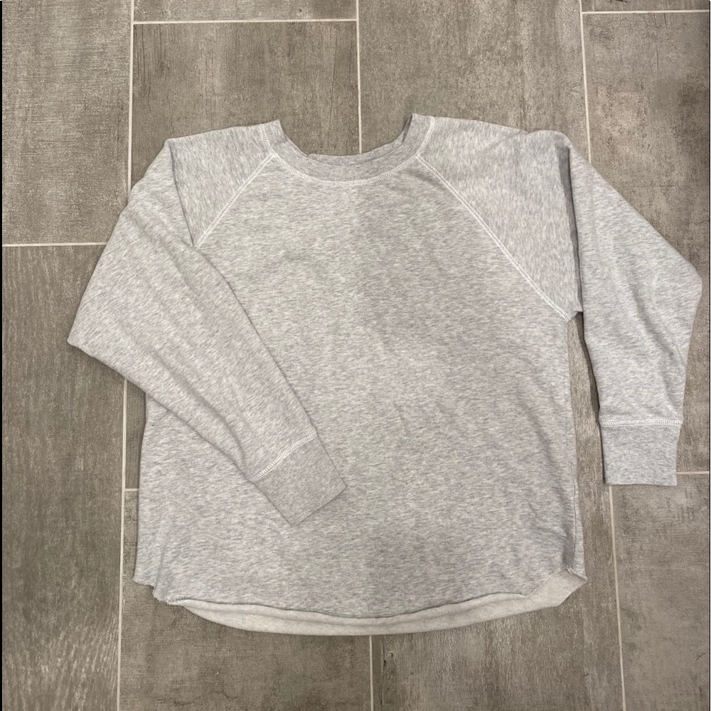 Grey crew neck sweatshirt